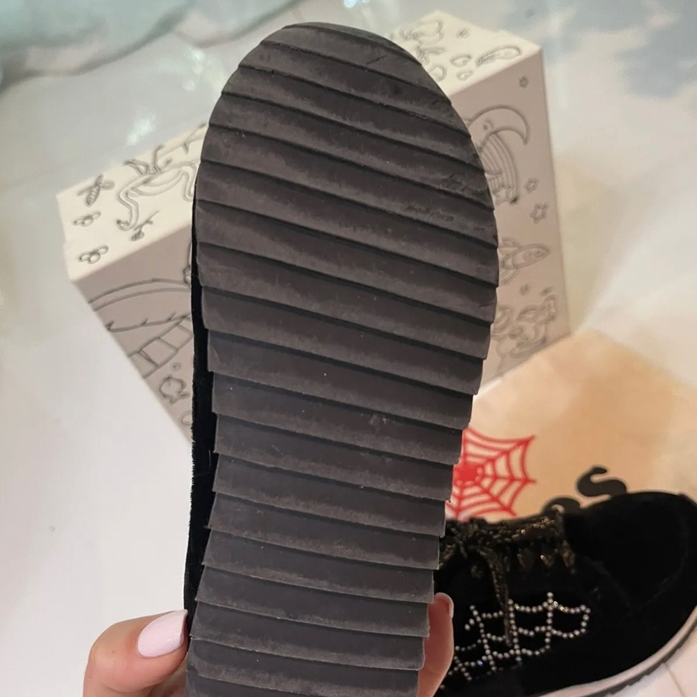 $295 Charlotte Olympia INCY GIRL Velvet Black Sneakers CRYSTALS 31 - Picture 6 of 6